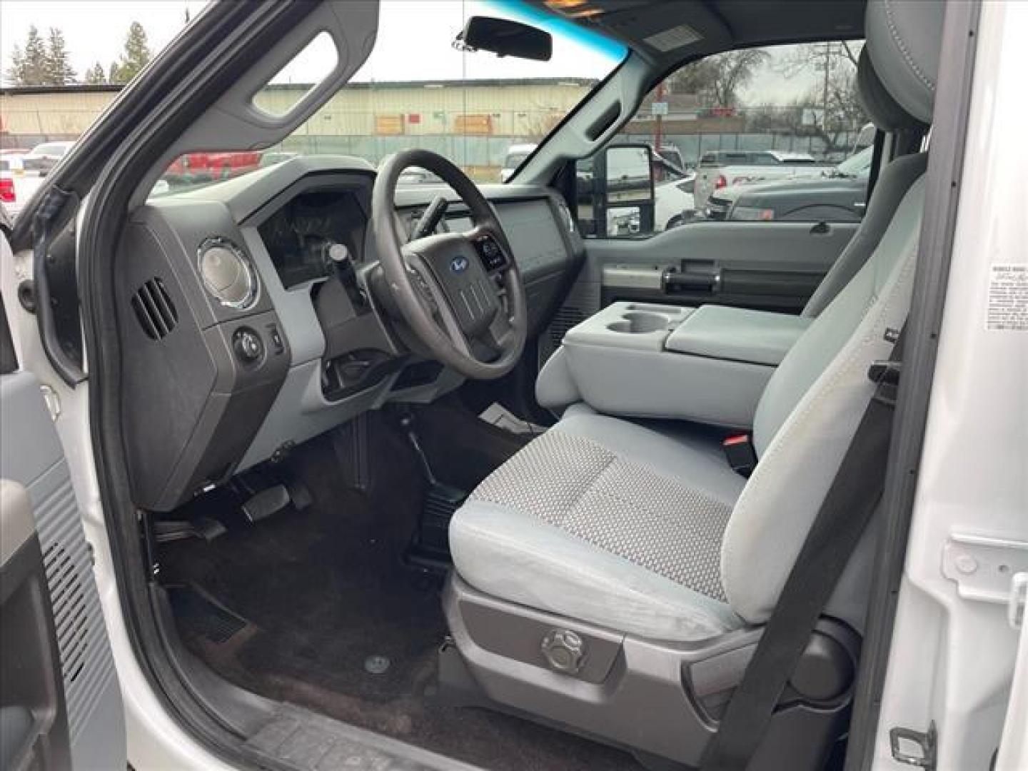 2015 Oxford White Ford F-350 Super Duty XLT (1FT8W3DT1FE) with an 6.7L Power Stroke 6.7L Biodiesel Turbo V8 440hp 860ft. lbs. Common Rail Direct Injection engine, 6-Speed Shiftable Automatic transmission, located at 800 Riverside Ave, Roseville, CA, 95678, (916) 773-4549, 38.732265, -121.291039 - DIESEL CREW CAB DUALLY 4X4 XLT CLEAN CARFAX - Photo#10