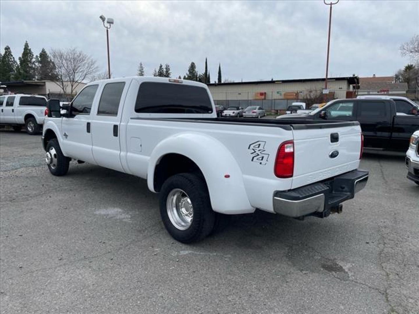 2015 Oxford White Ford F-350 Super Duty XLT (1FT8W3DT1FE) with an 6.7L Power Stroke 6.7L Biodiesel Turbo V8 440hp 860ft. lbs. Common Rail Direct Injection engine, 6-Speed Shiftable Automatic transmission, located at 800 Riverside Ave, Roseville, CA, 95678, (916) 773-4549, 38.732265, -121.291039 - DIESEL CREW CAB DUALLY 4X4 XLT CLEAN CARFAX - Photo#2