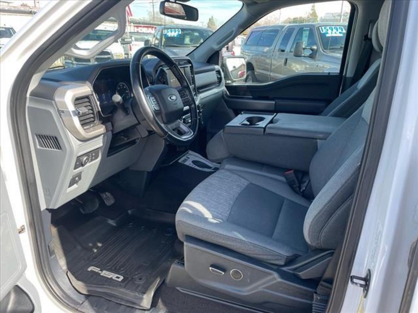 2021 Oxford White Ford F-150 XLT (1FTFW1E88MF) with an 3.5L EcoBoost 3.5L Twin Turbo V6 400hp 500ft. lbs. Direct Injection engine, 10-Speed Shiftable Automatic transmission, located at 800 Riverside Ave, Roseville, CA, 95678, (916) 773-4549, 38.732265, -121.291039 - ECOBOOST 4X4 XLT ONE OWNER SERVICE RECORDS ON CLEAN CARFAX - Photo#12