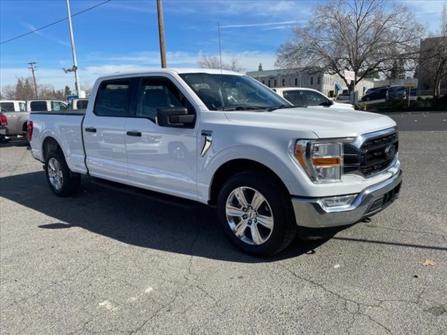 2021 Oxford White Ford F-150 XLT (1FTFW1E88MF) with an 3.5L EcoBoost 3.5L Twin Turbo V6 400hp 500ft. lbs. Direct Injection engine, 10-Speed Shiftable Automatic transmission, located at 800 Riverside Ave, Roseville, CA, 95678, (916) 773-4549, 38.732265, -121.291039 - ECOBOOST 4X4 XLT ONE OWNER SERVICE RECORDS ON CLEAN CARFAX - Photo#1