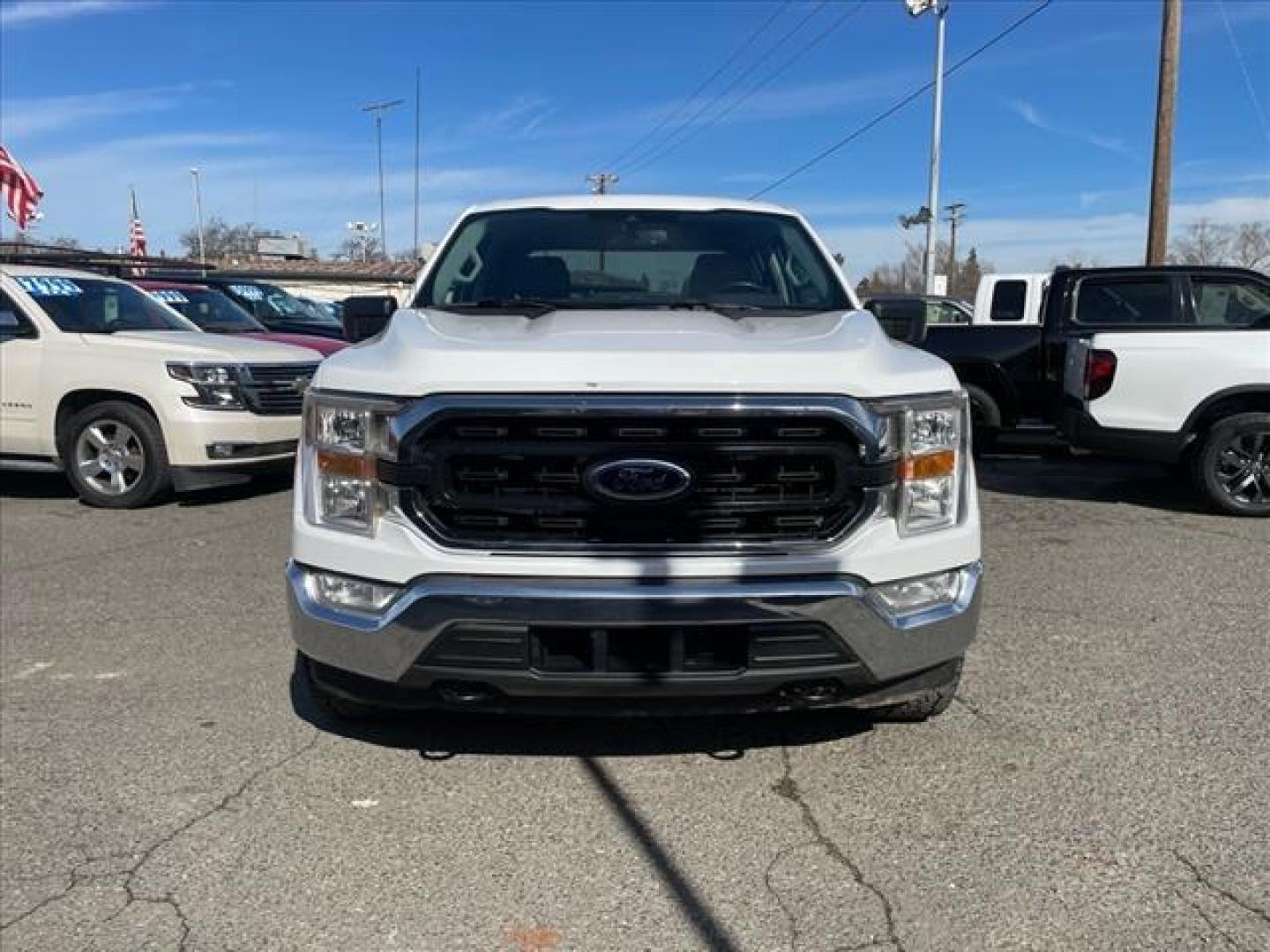 2021 Oxford White Ford F-150 XLT (1FTFW1E88MF) with an 3.5L EcoBoost 3.5L Twin Turbo V6 400hp 500ft. lbs. Direct Injection engine, 10-Speed Shiftable Automatic transmission, located at 800 Riverside Ave, Roseville, CA, 95678, (916) 773-4549, 38.732265, -121.291039 - ECOBOOST 4X4 XLT ONE OWNER SERVICE RECORDS ON CLEAN CARFAX - Photo#7