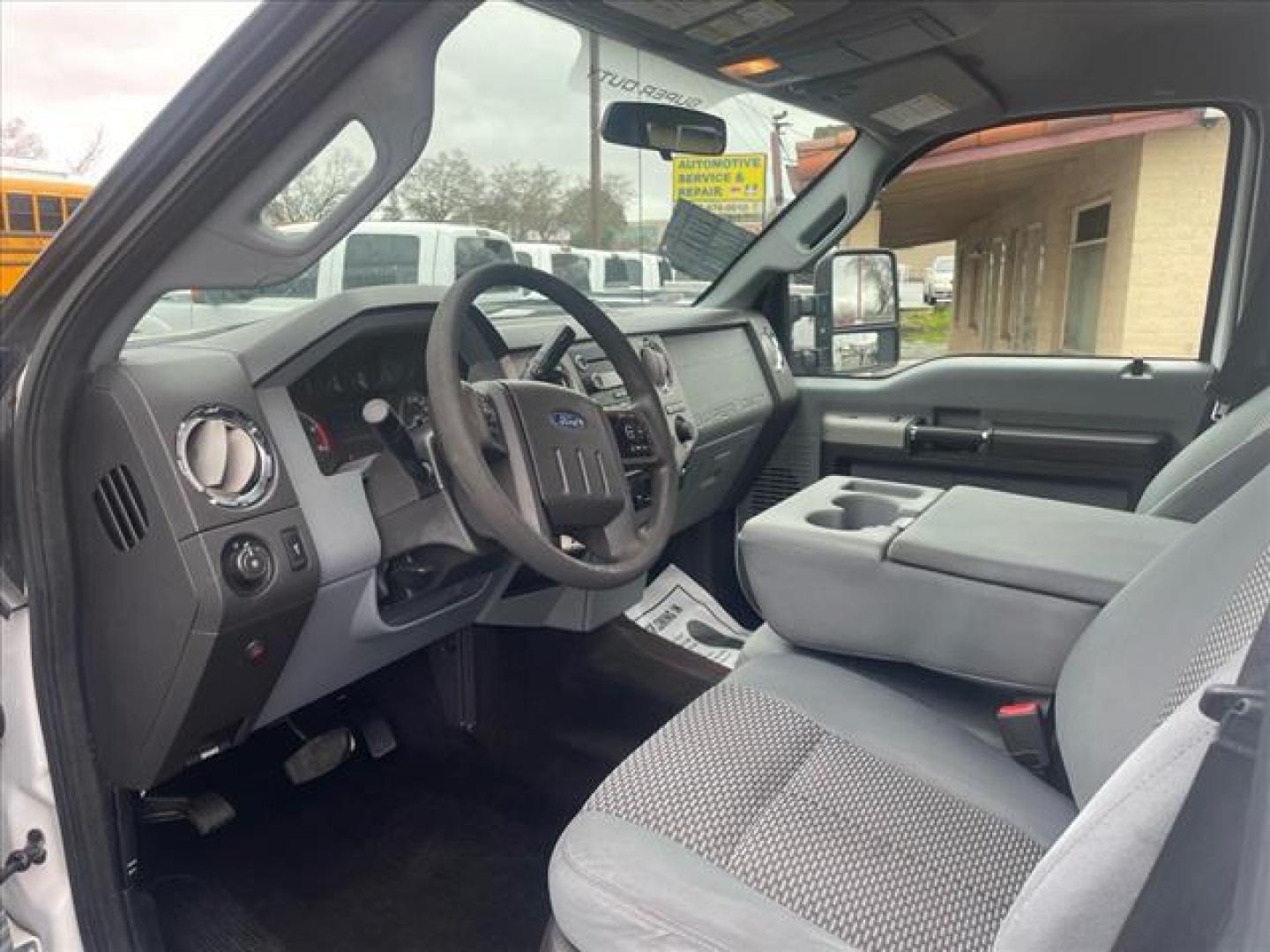 2015 Oxford White Ford F-250 Super Duty XLT (1FT7W2BTXFE) with an 6.7L Power Stroke 6.7L Biodiesel Turbo V8 440hp 860ft. lbs. Common Rail Direct Injection engine, 6-Speed Shiftable Automatic transmission, located at 800 Riverside Ave, Roseville, CA, 95678, (916) 773-4549, 38.732265, -121.291039 - DIESEL CREW CAB 4X4 XLT SERVICE RECORDS ON CLEAN CARFAX - Photo#10