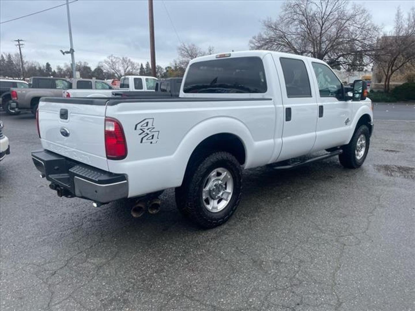 2015 Oxford White Ford F-250 Super Duty XLT (1FT7W2BTXFE) with an 6.7L Power Stroke 6.7L Biodiesel Turbo V8 440hp 860ft. lbs. Common Rail Direct Injection engine, 6-Speed Shiftable Automatic transmission, located at 800 Riverside Ave, Roseville, CA, 95678, (916) 773-4549, 38.732265, -121.291039 - DIESEL CREW CAB 4X4 XLT SERVICE RECORDS ON CLEAN CARFAX - Photo#3