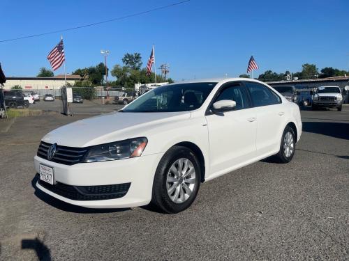 2015 Volkswagen Passat 1.8T Wolfsburg Edition